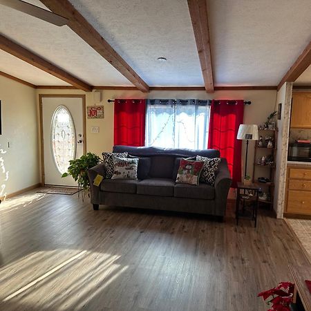 Spacious Cozy Getaway ! King Bed, Game Room, Out Door Patio Cairo Exterior foto
